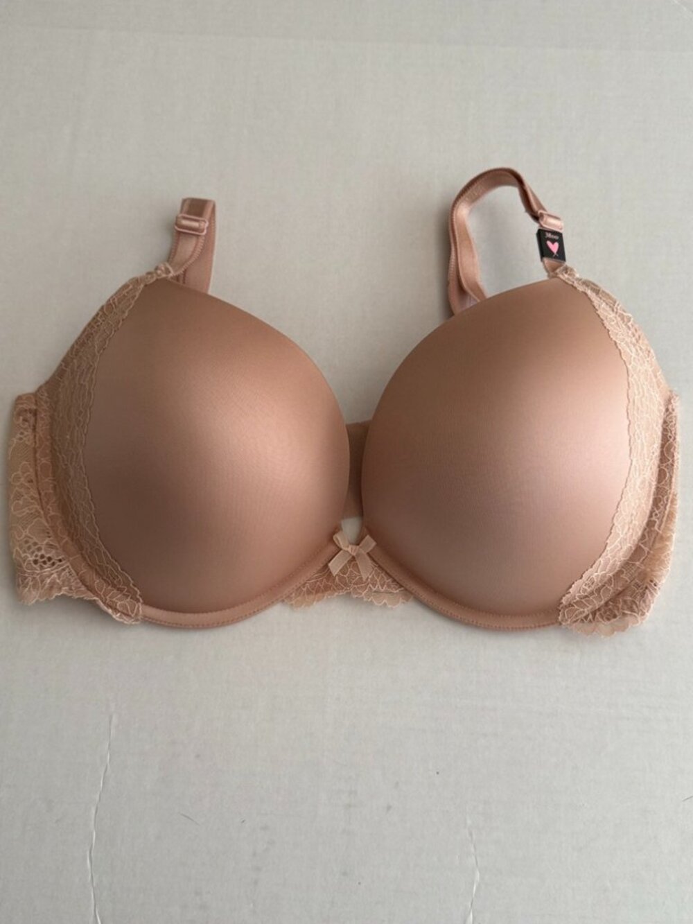 Victoria's Secret Dream Angels Push Up Bras size 38DD